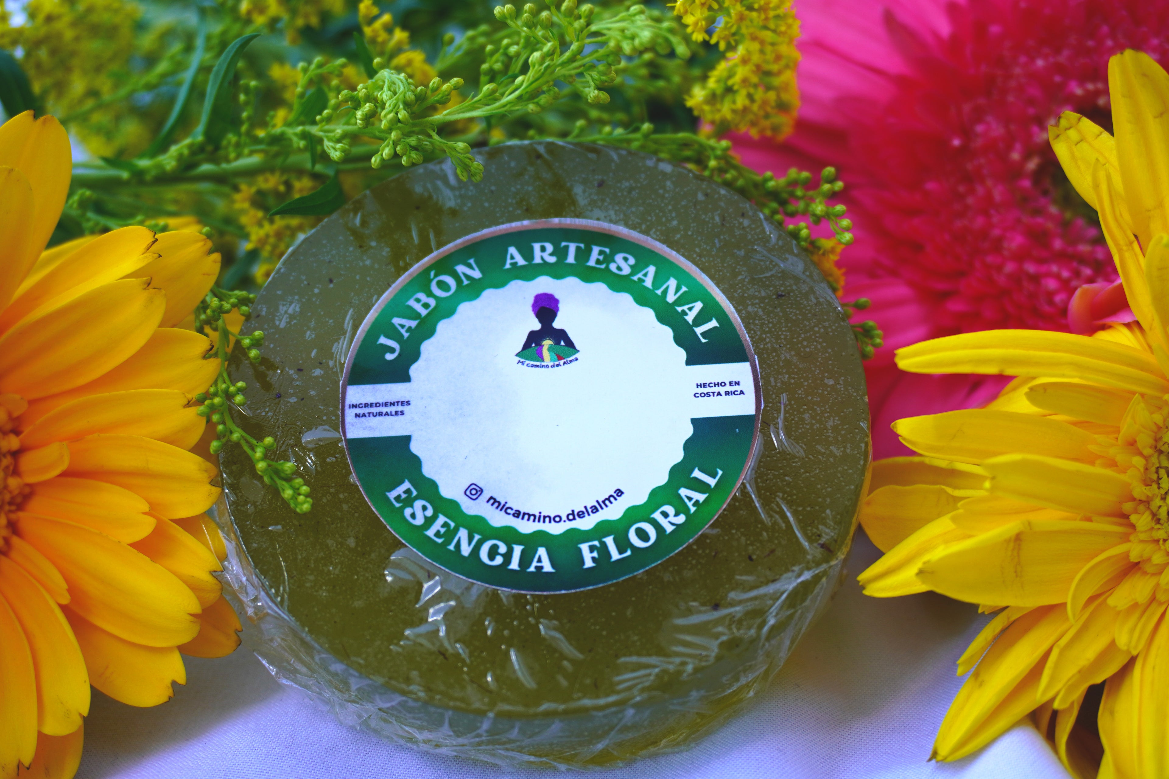Jabón Artesanal con Esencias Florales